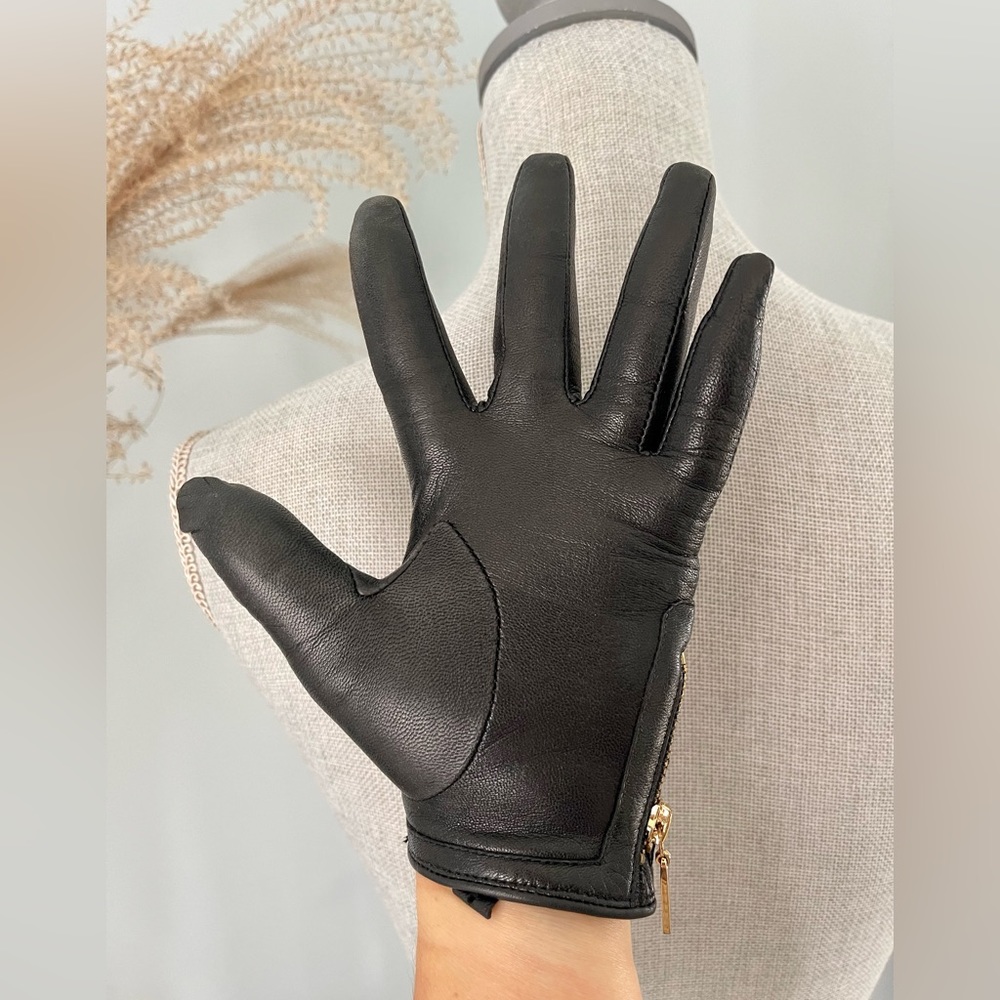 Rare Tory Burch Locust Black Leather Gloves. Size 6.5 View 6